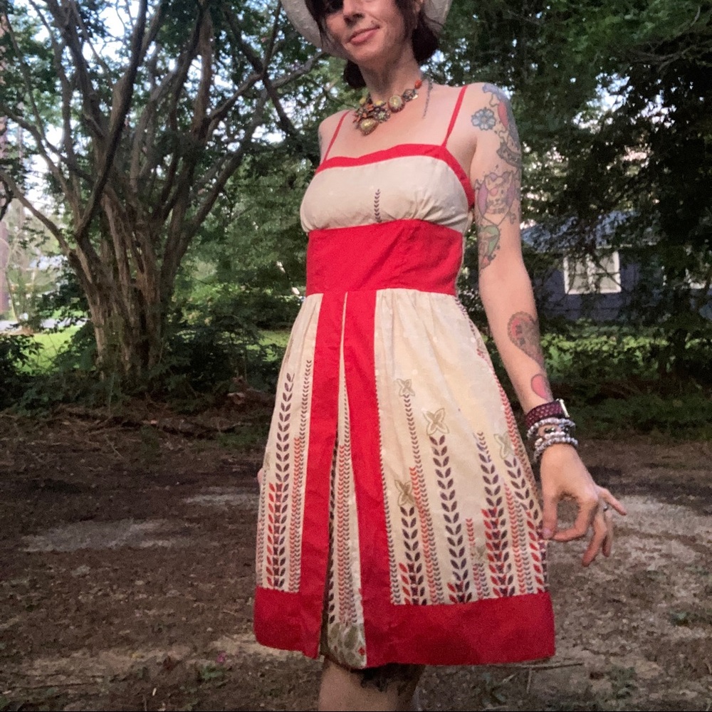 Red Tan Floral Y Apparel Cotton Jrs Sz S Dress EUC